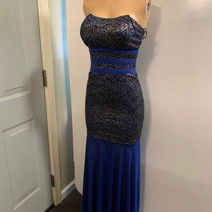 Women junior blue lace sequins strapless high-low maxi dress size (M) Sleeveless
